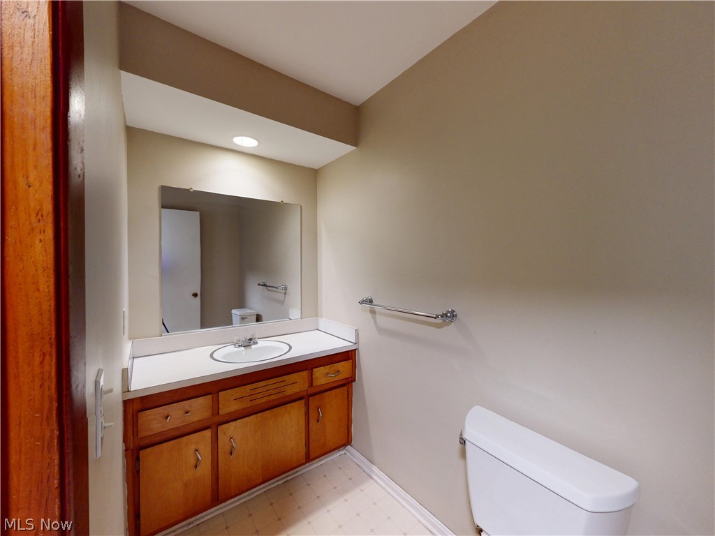 1187 Bonnie Lane Mayfield Heights OH 44124
