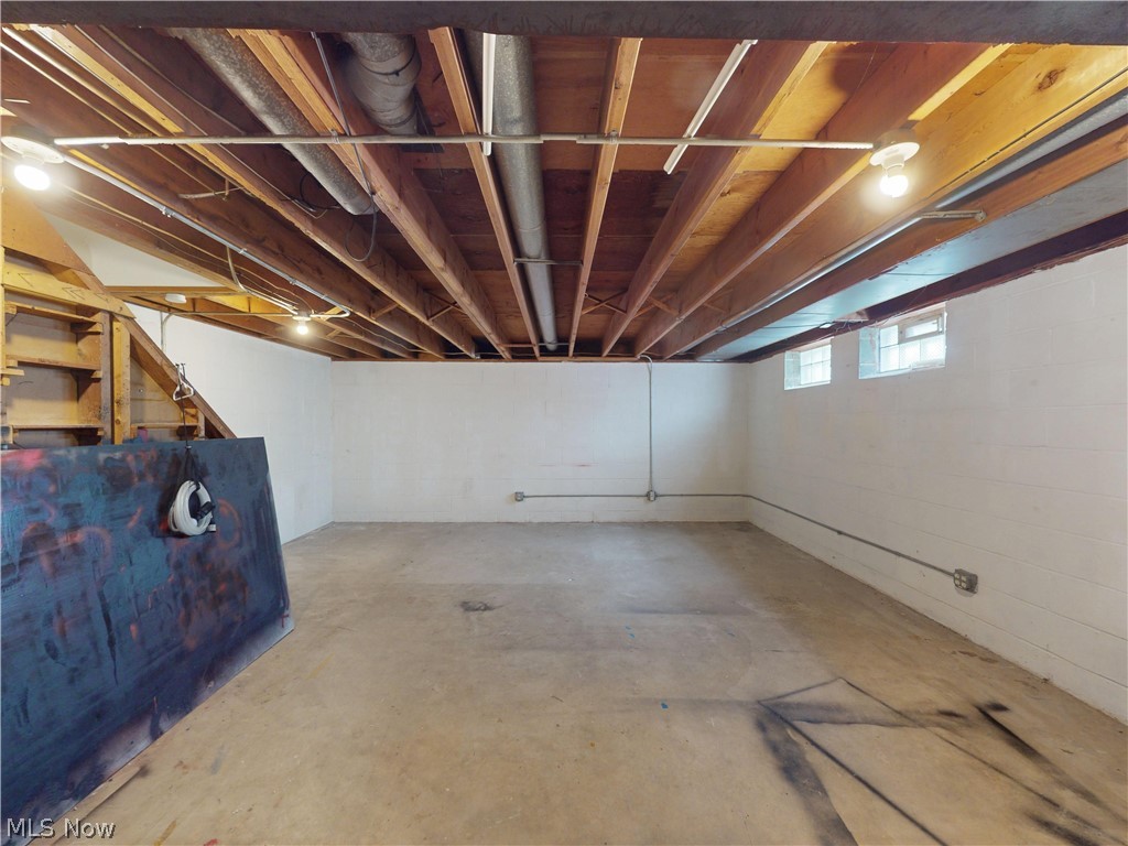 1187 Bonnie Lane Mayfield Heights OH 44124