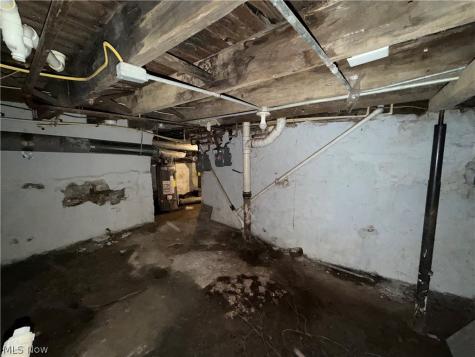 2153 W 96th Street Cleveland OH 44102