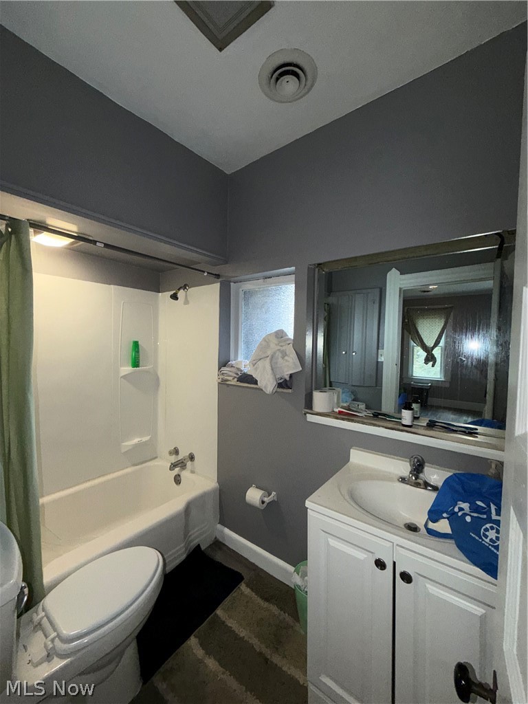 2153 W 96th Street Cleveland OH 44102