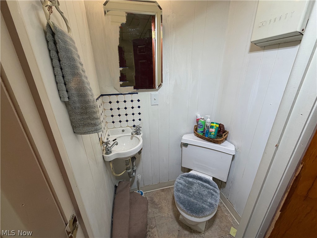 516 Jackson Street East Liverpool OH 43920