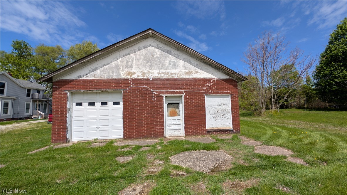 406 E Main Road Conneaut OH 44030