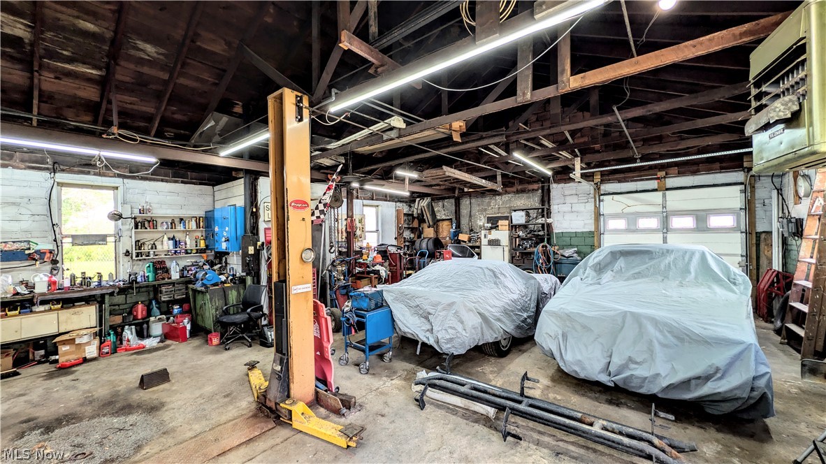 406 E Main Road Conneaut OH 44030
