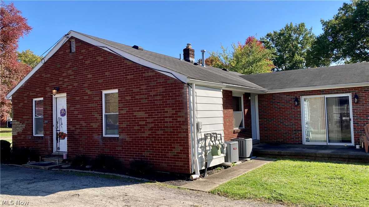 4010-4012 Shelby Road Youngstown OH 44511