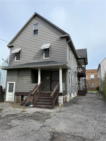 6726 E Worley Avenue Cleveland OH 44105