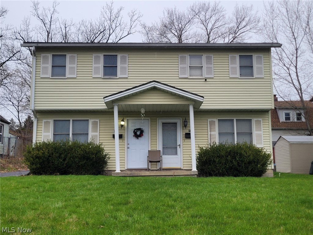 471/475 Garfield Street Struthers OH 44471