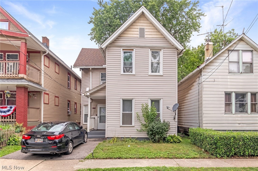 3318 W 30th Street Cleveland OH 44109