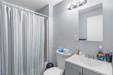 3318 W 30th Street Cleveland OH 44109