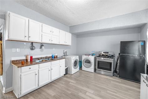 3318 W 30th Street Cleveland OH 44109