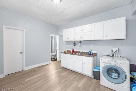 3318 W 30th Street Cleveland OH 44109