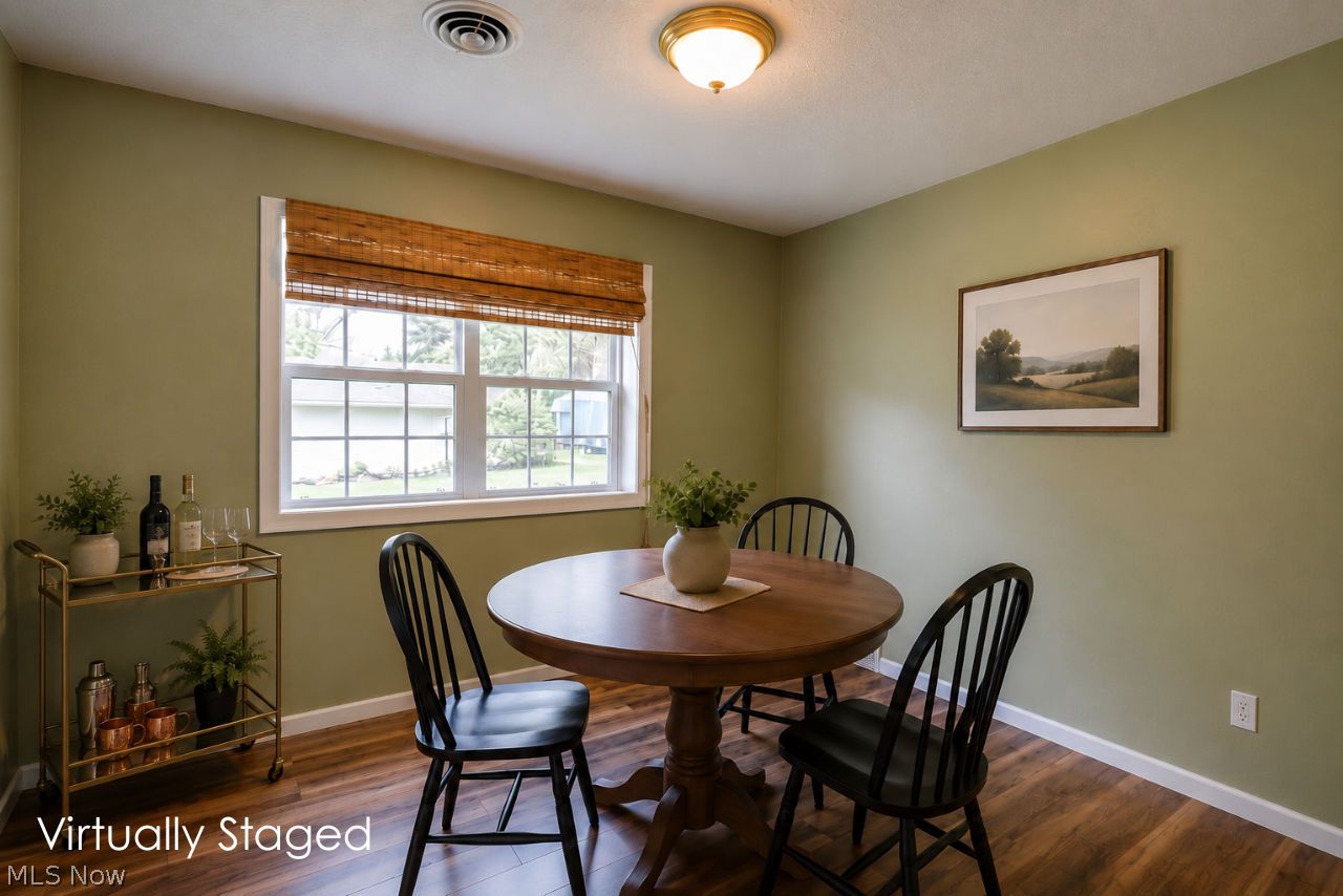 264 Lincoln Avenue Ravenna OH 44266