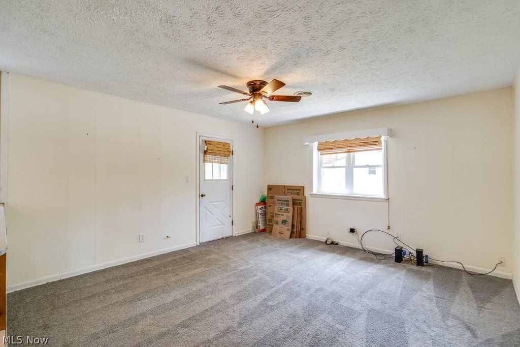 264 Lincoln Avenue Ravenna OH 44266