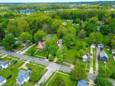 264 Lincoln Avenue Ravenna OH 44266
