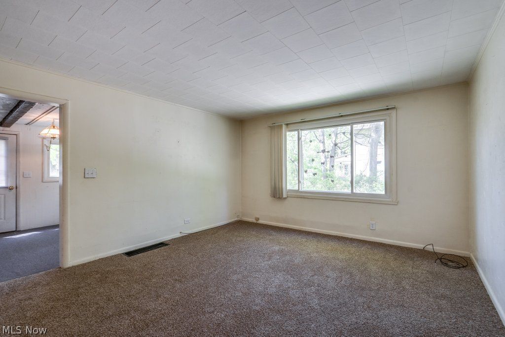 264 Lincoln Avenue Ravenna OH 44266