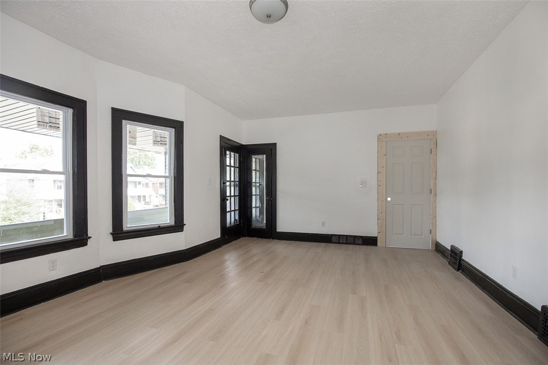 3692 E 146th Street Cleveland OH 44120