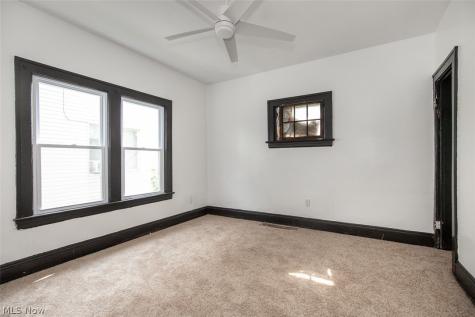 3692 E 146th Street Cleveland OH 44120
