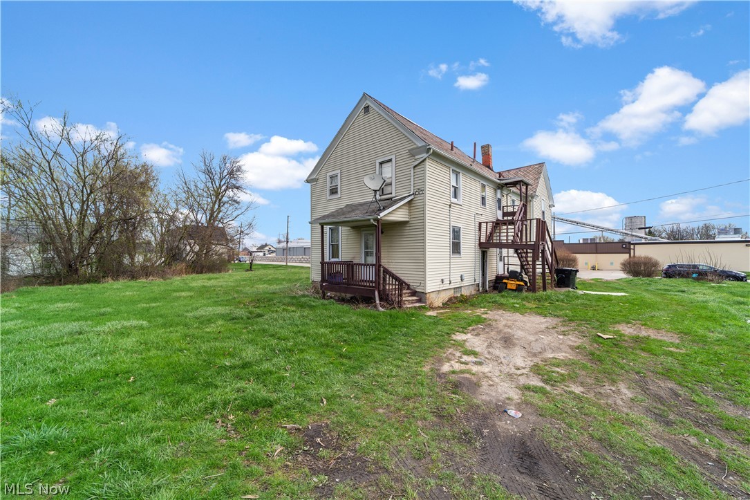 122 Elbe Street Elyria OH 44035