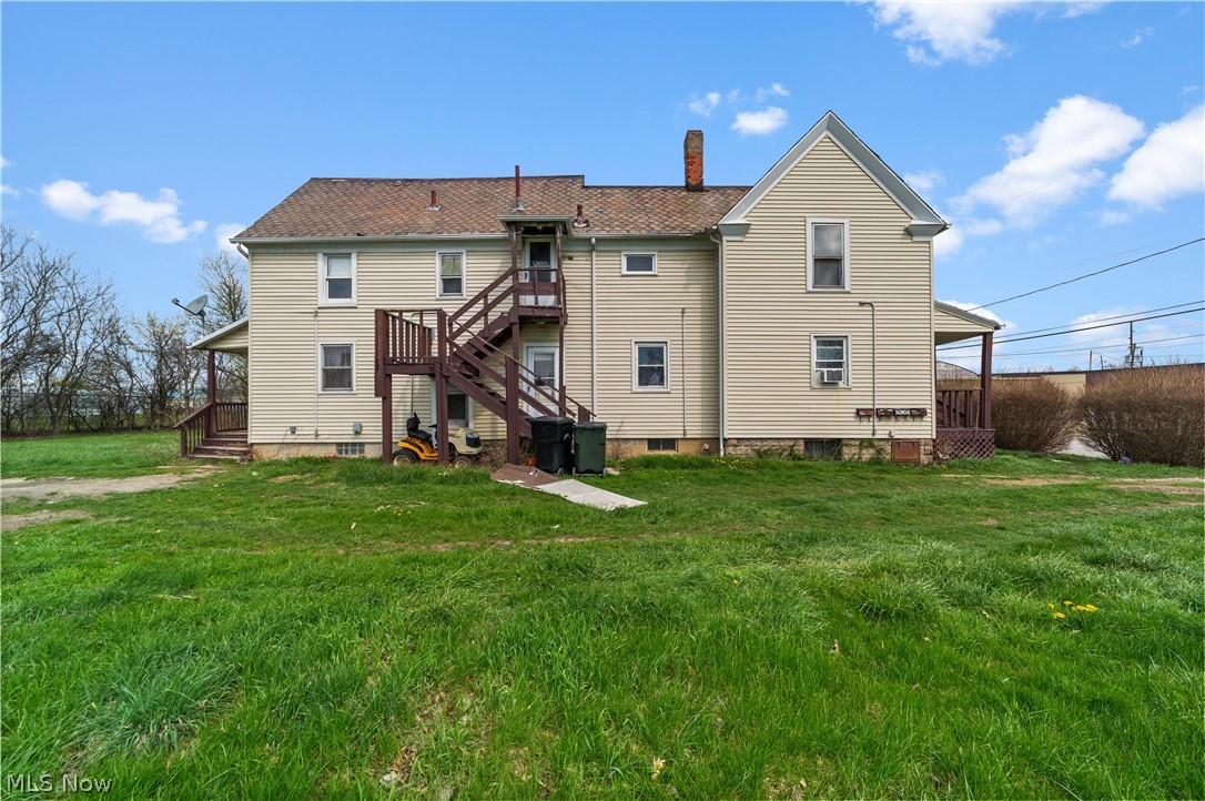 122 Elbe Street Elyria OH 44035