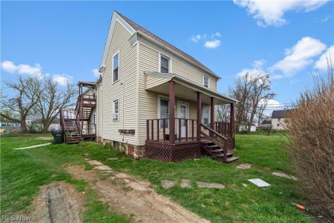 122 Elbe Street Elyria OH 44035