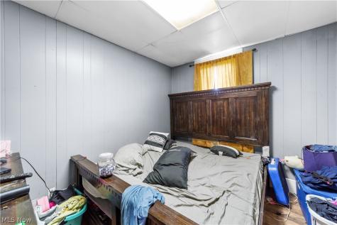 122 Elbe Street Elyria OH 44035