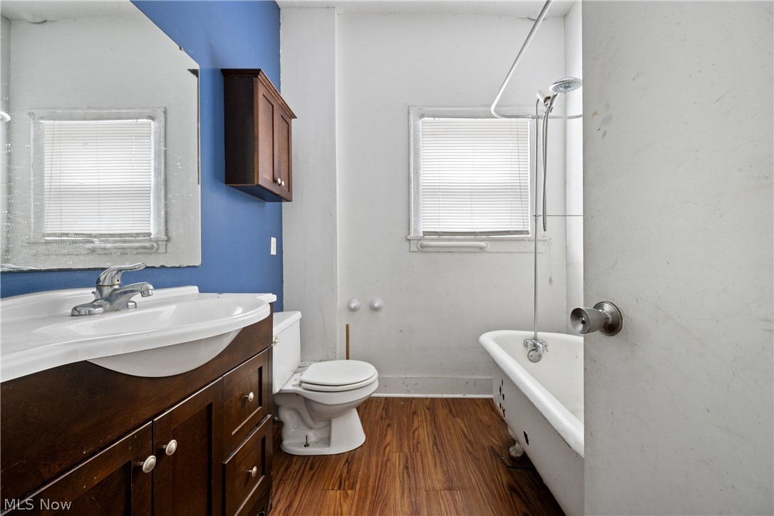 124 Roswell Street Akron OH 44305