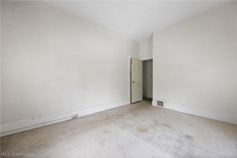 124 Roswell Street Akron OH 44305