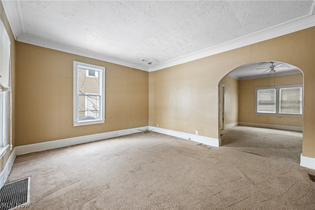 124 Roswell Street Akron OH 44305