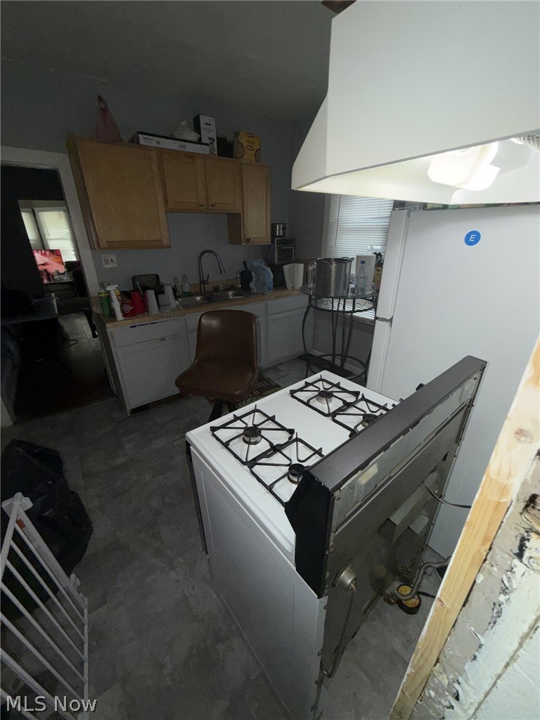 10555 Remington Avenue Cleveland OH 44108