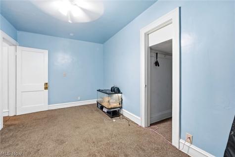 17411 Chagrin Boulevard Shaker Heights OH 44120