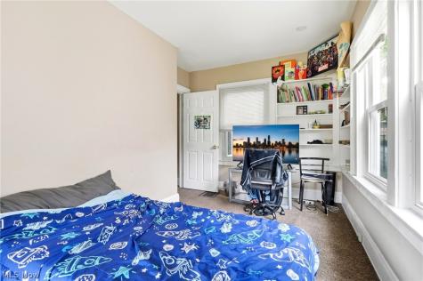 17411 Chagrin Boulevard Shaker Heights OH 44120