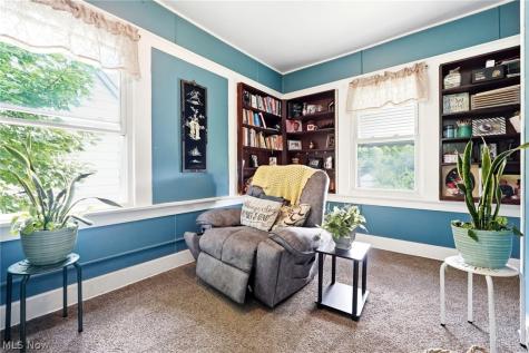 17411 Chagrin Boulevard Shaker Heights OH 44120