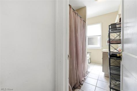 17411 Chagrin Boulevard Shaker Heights OH 44120
