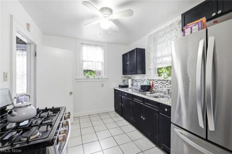 17411 Chagrin Boulevard Shaker Heights OH 44120