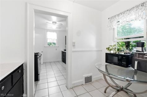 17411 Chagrin Boulevard Shaker Heights OH 44120