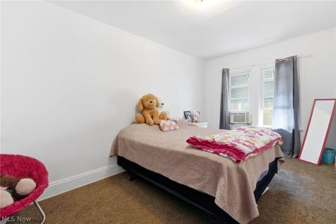 17411 Chagrin Boulevard Shaker Heights OH 44120