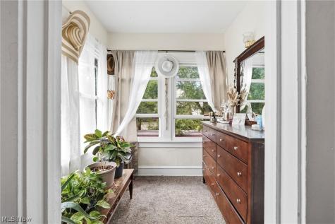 17411 Chagrin Boulevard Shaker Heights OH 44120