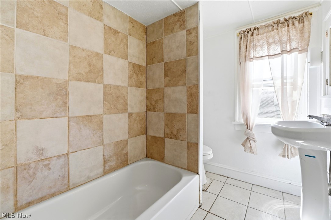 17411 Chagrin Boulevard Shaker Heights OH 44120