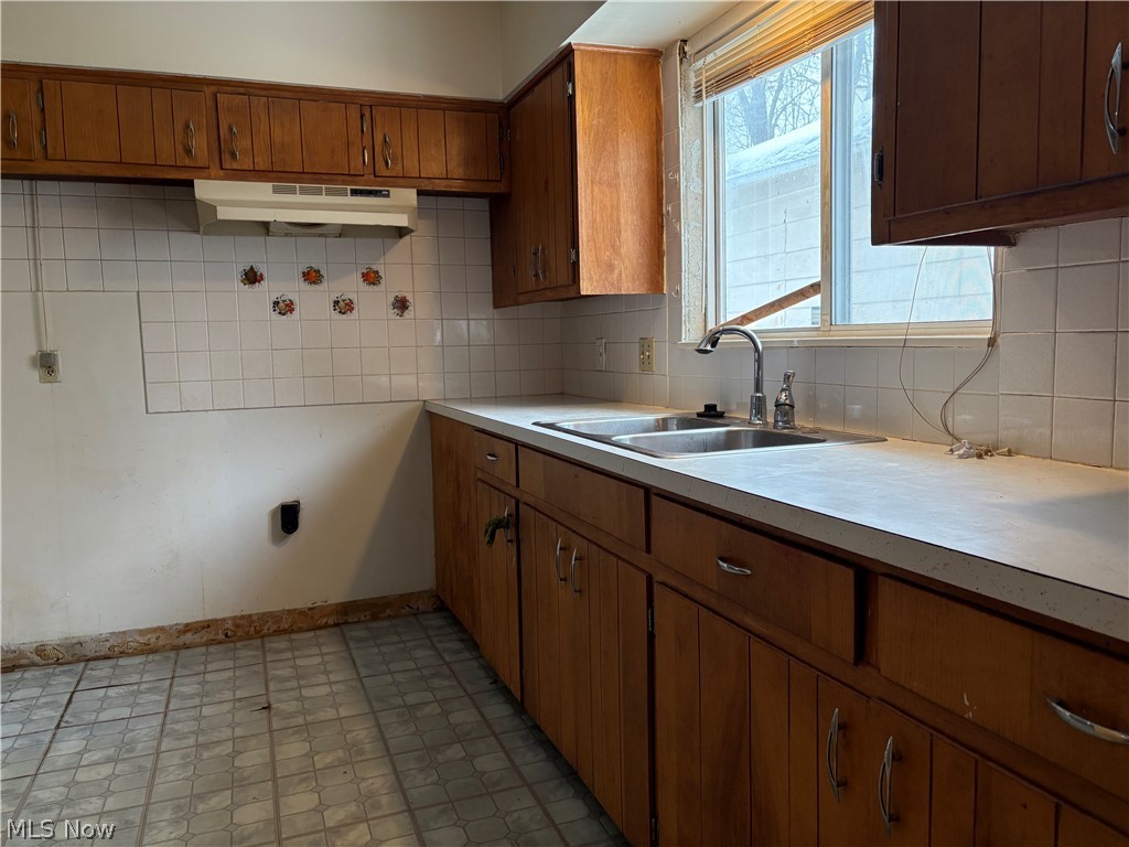 1628 Merrill Avenue Akron OH 44306
