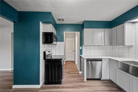 3823-3827 Richlawn Road Richfield OH 44286