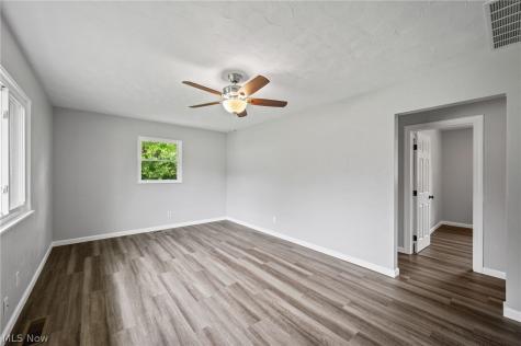 3823-3827 Richlawn Road Richfield OH 44286