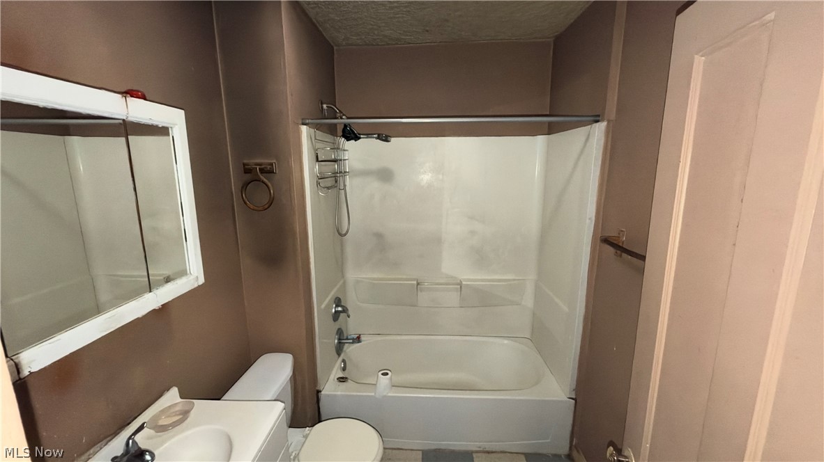 705 E 155th Street Cleveland OH 44110