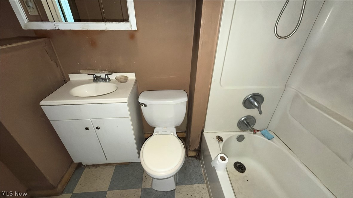 705 E 155th Street Cleveland OH 44110