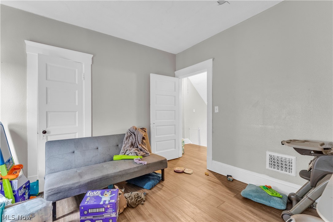 3098 W 101st Street Cleveland OH 44111