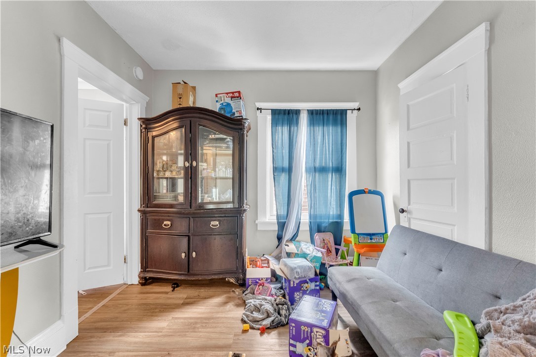 3098 W 101st Street Cleveland OH 44111