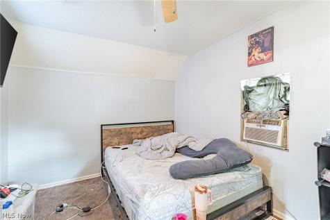 7602 Berry Avenue Cleveland OH 44102