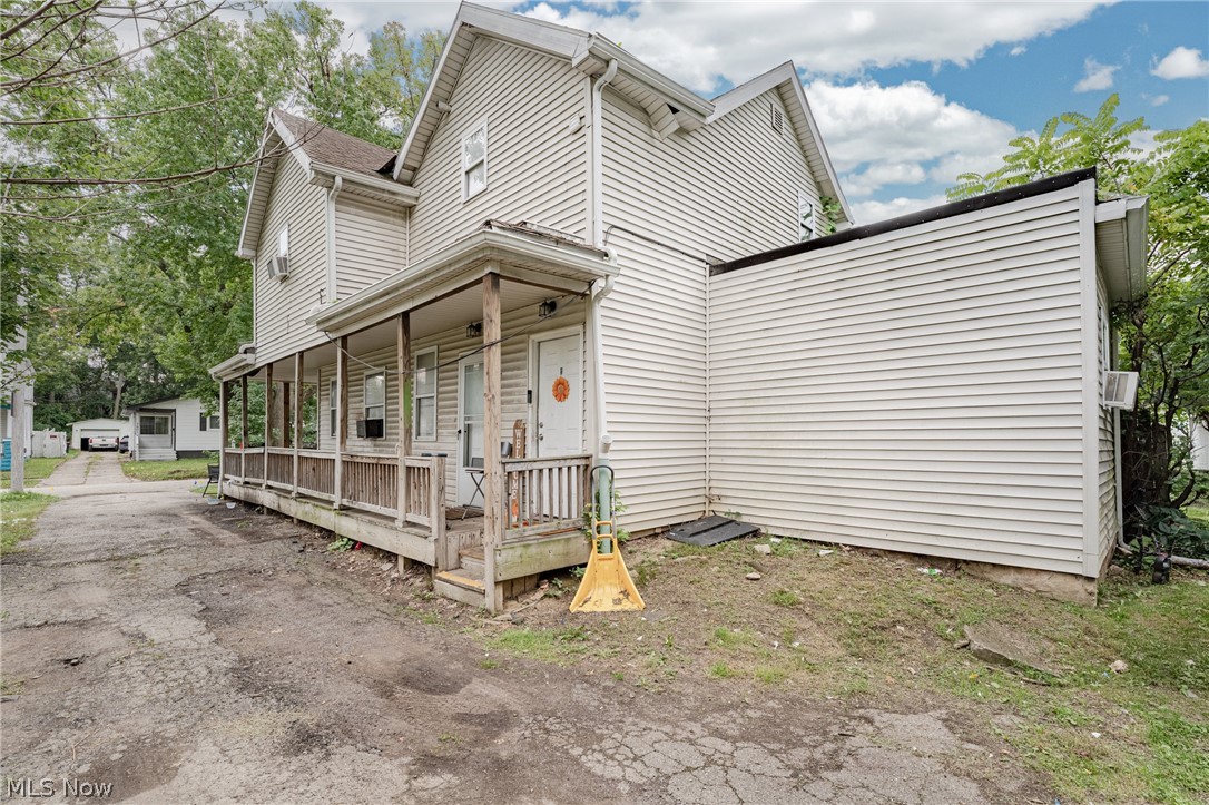 7602 Berry Avenue Cleveland OH 44102