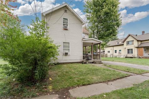 7602 Berry Avenue Cleveland OH 44102