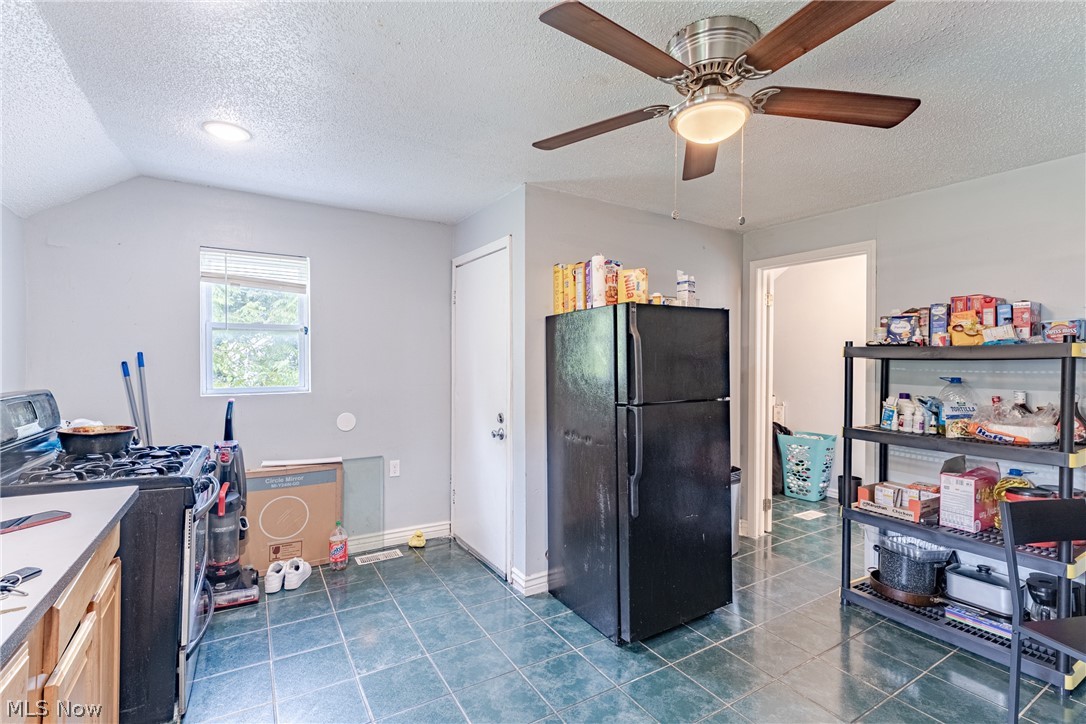 7602 Berry Avenue Cleveland OH 44102