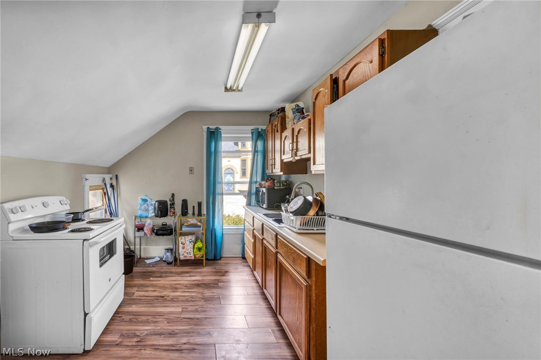 772 Broadway Avenue Bedford OH 44146