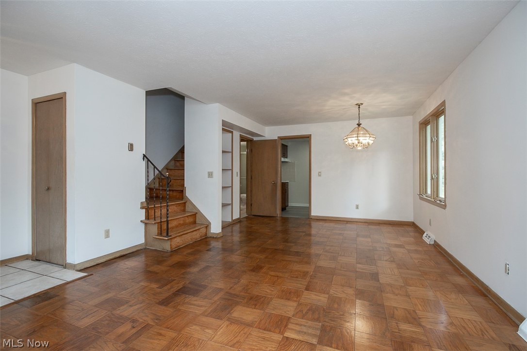 5144 Orchard Park Drive Parma OH 44134
